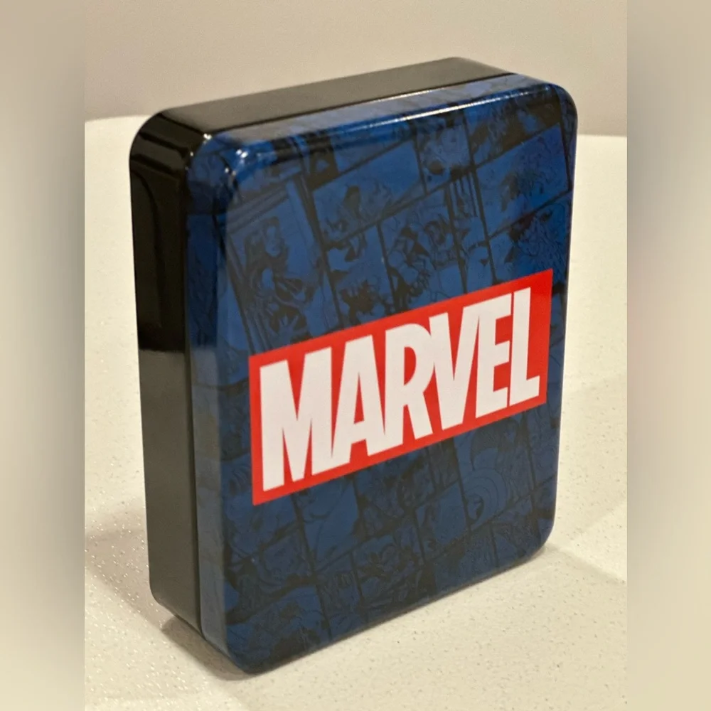 New Marvel Retro Bifold Wallet - Case Included
